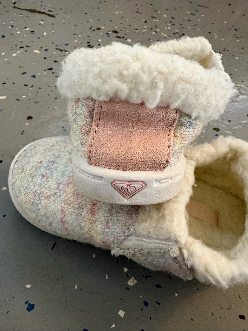 Roxy Toddler Size 8 Cloud Cozy Slip-On Shoes